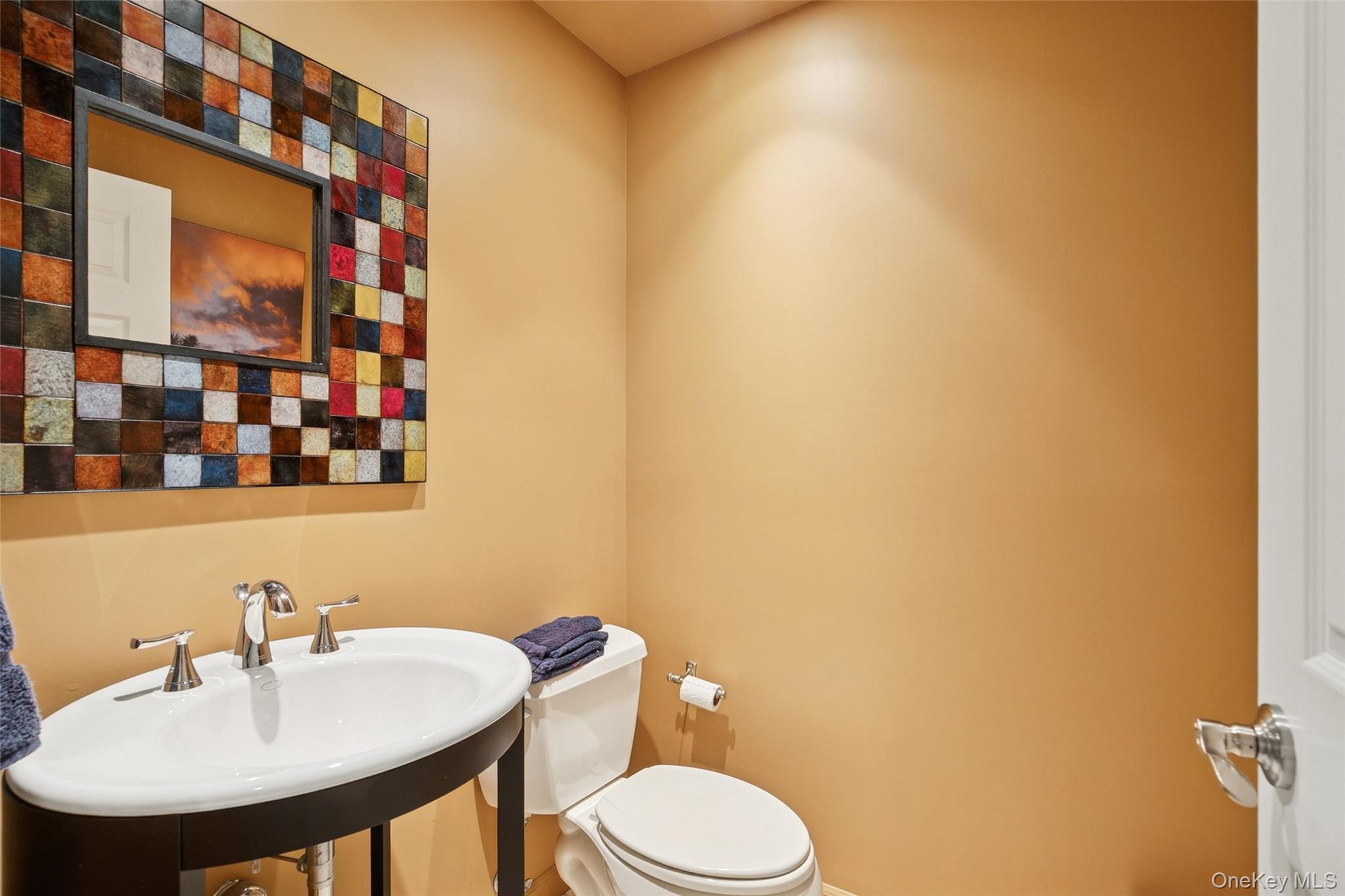 103 Rivendell Court, Melville, NY 11747