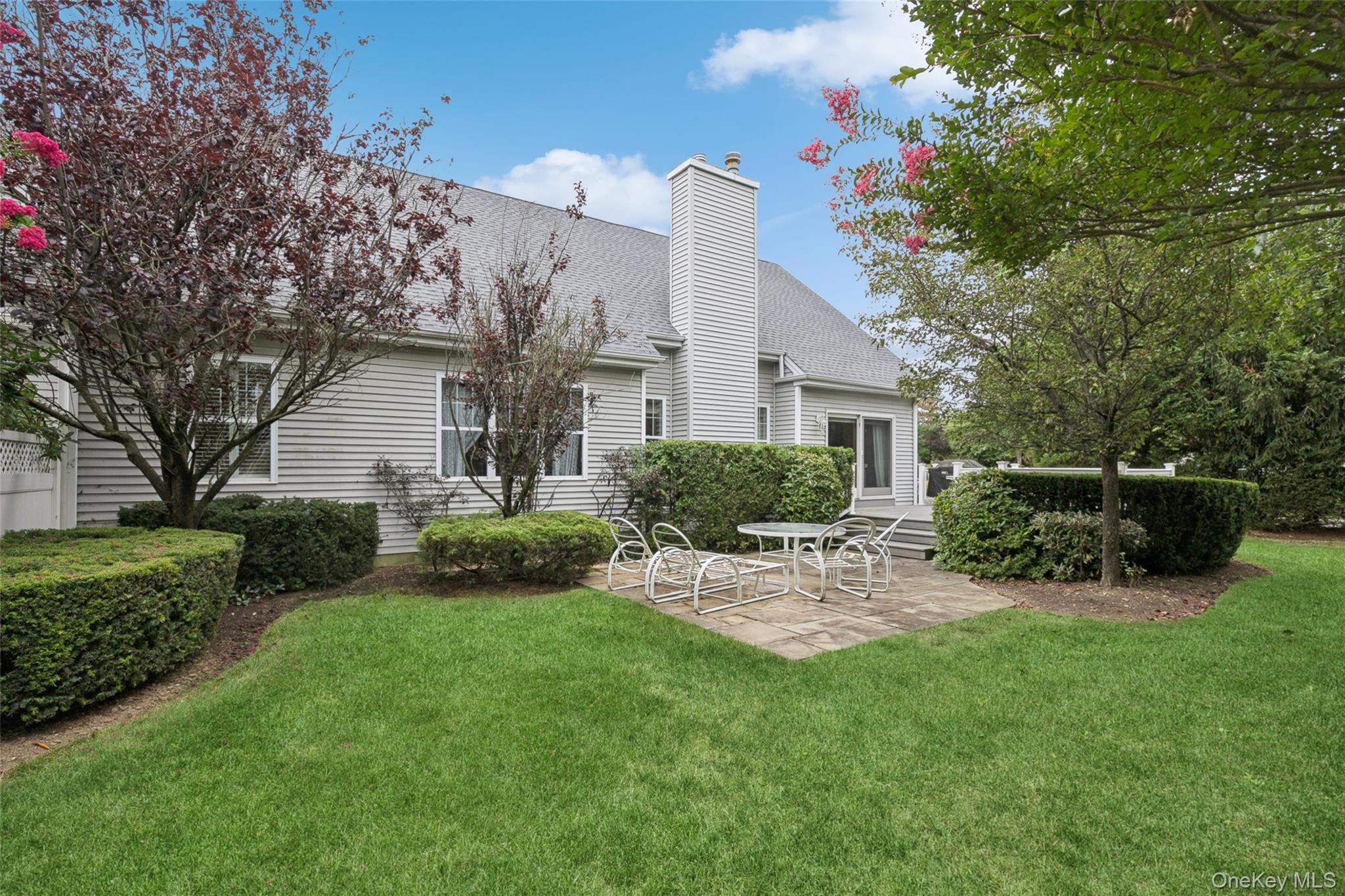 103 Rivendell Court, Melville, NY 11747