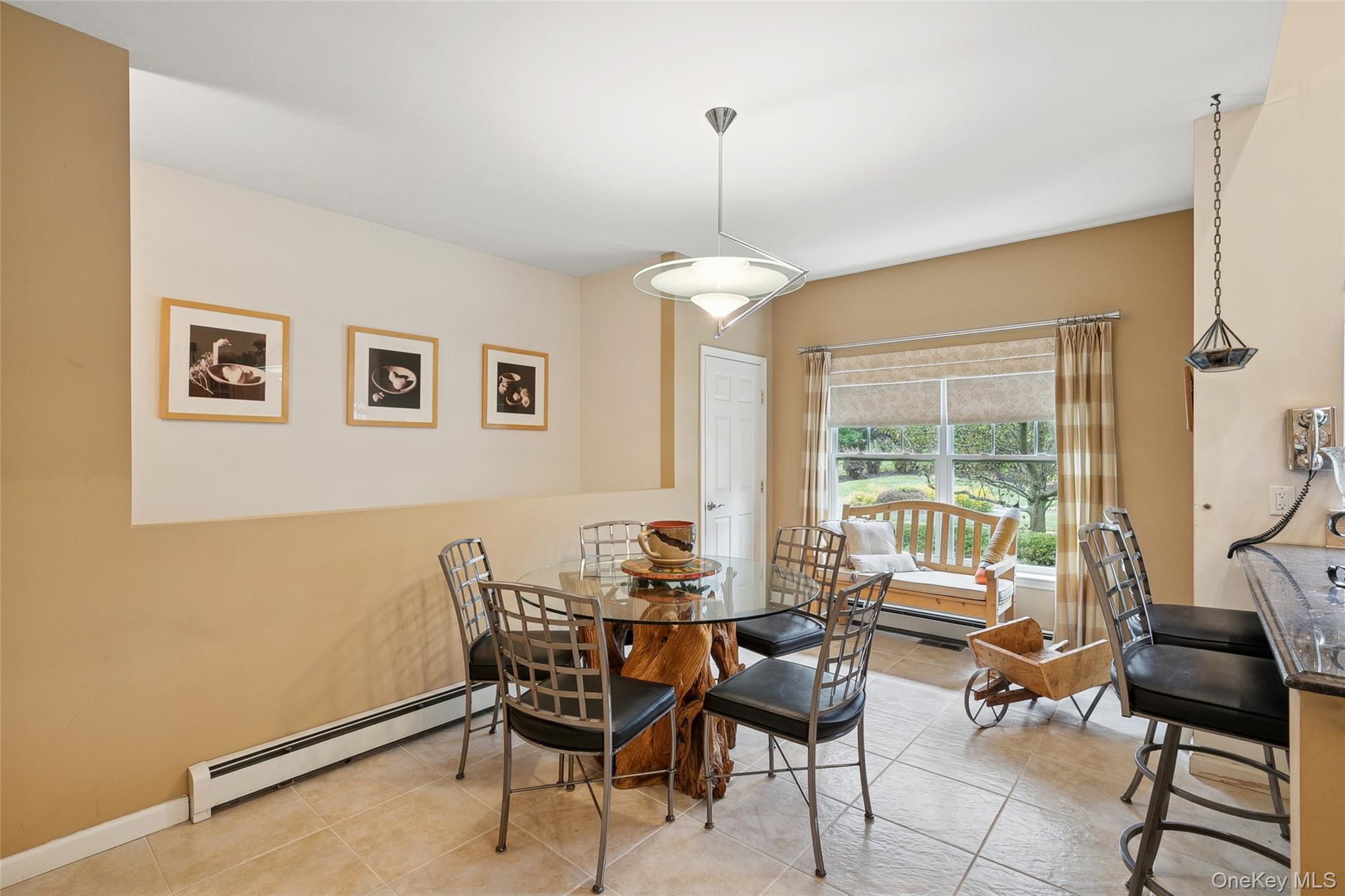 103 Rivendell Court, Melville, NY 11747