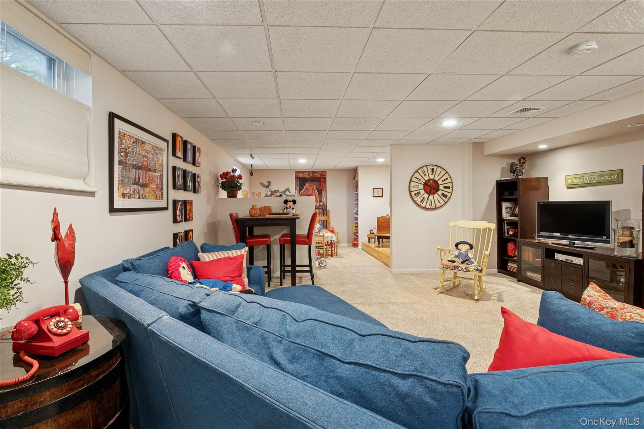 103 Rivendell Court, Melville, NY 11747