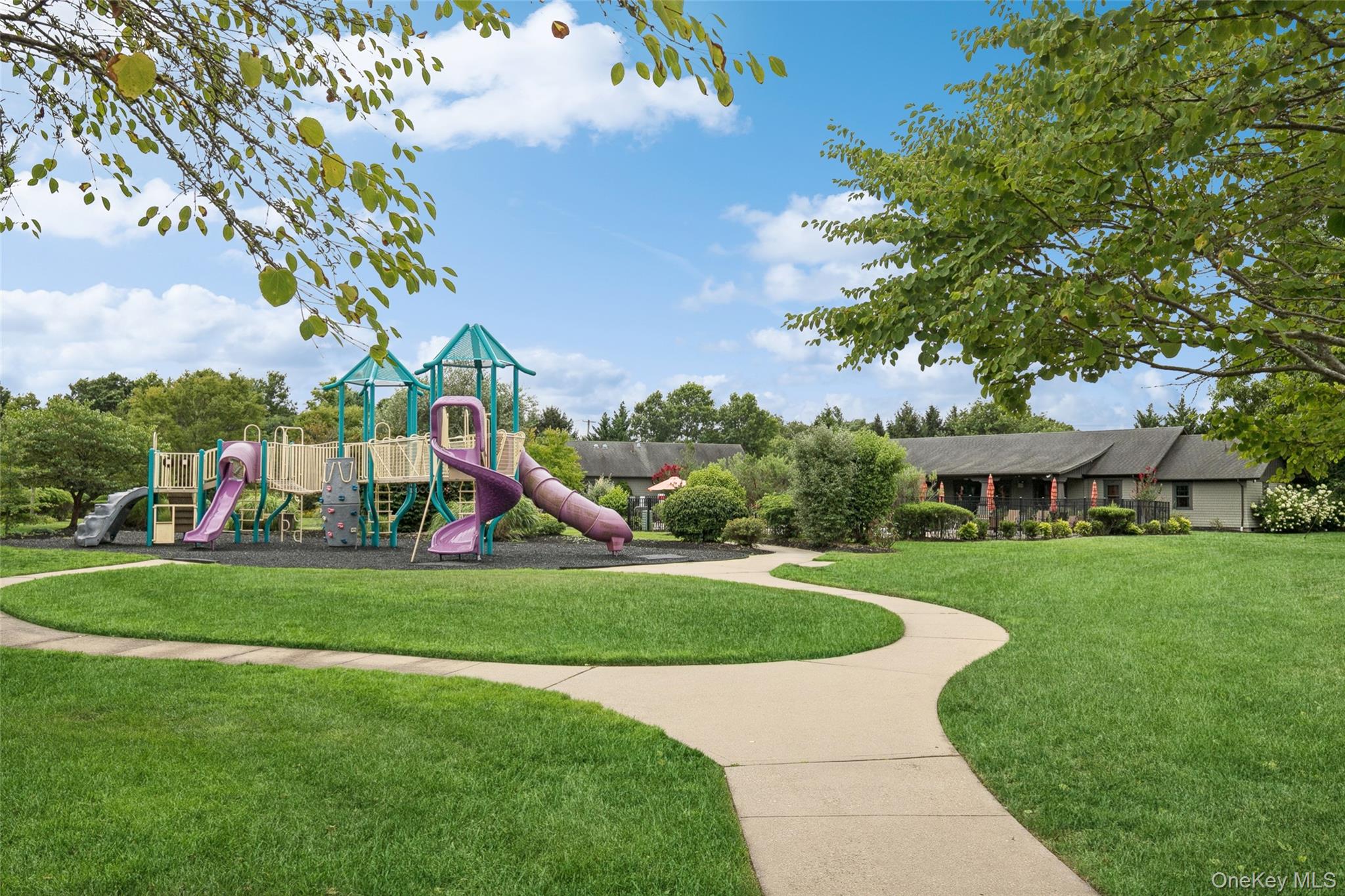 103 Rivendell Court, Melville, NY 11747