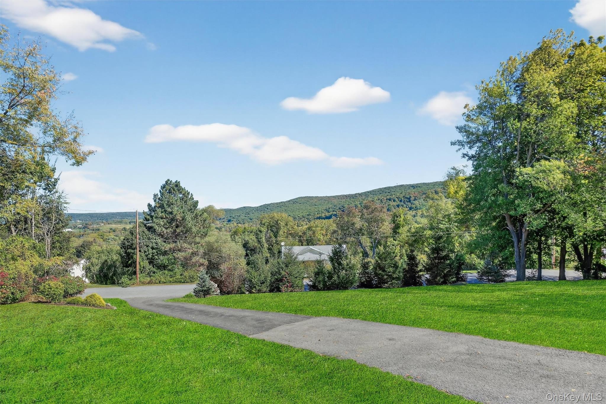 144 Stagecoach Pass, Stormville, NY 12582