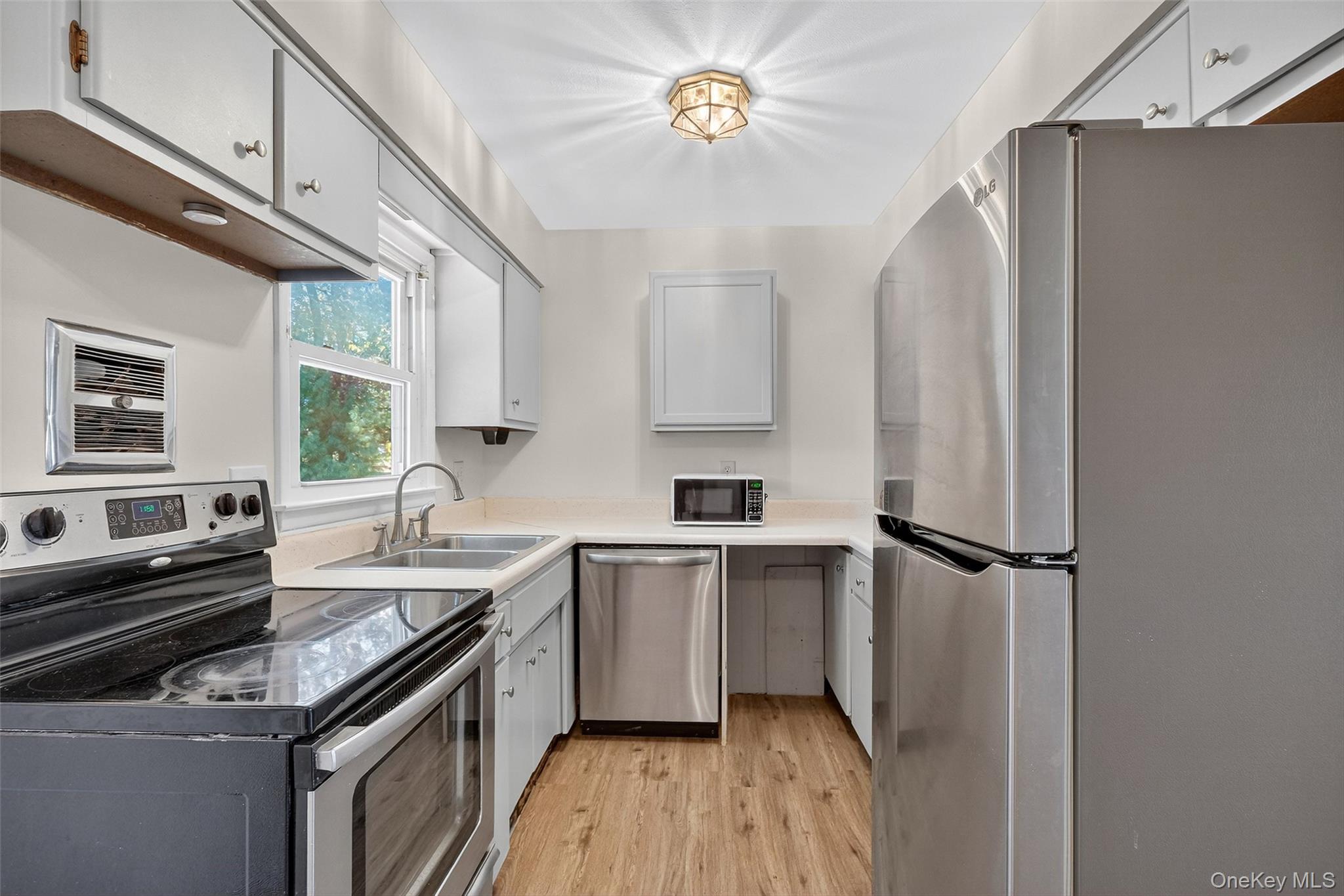 144 Stagecoach Pass, Stormville, NY 12582