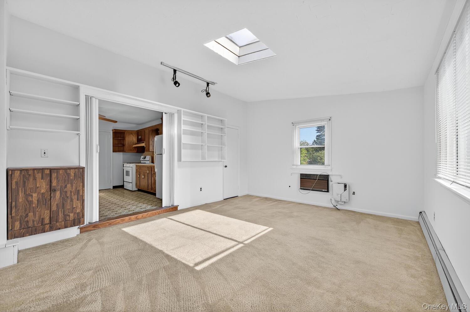 17 Park Avenue # 2nd Floor, Oyster Bay, NY 11771