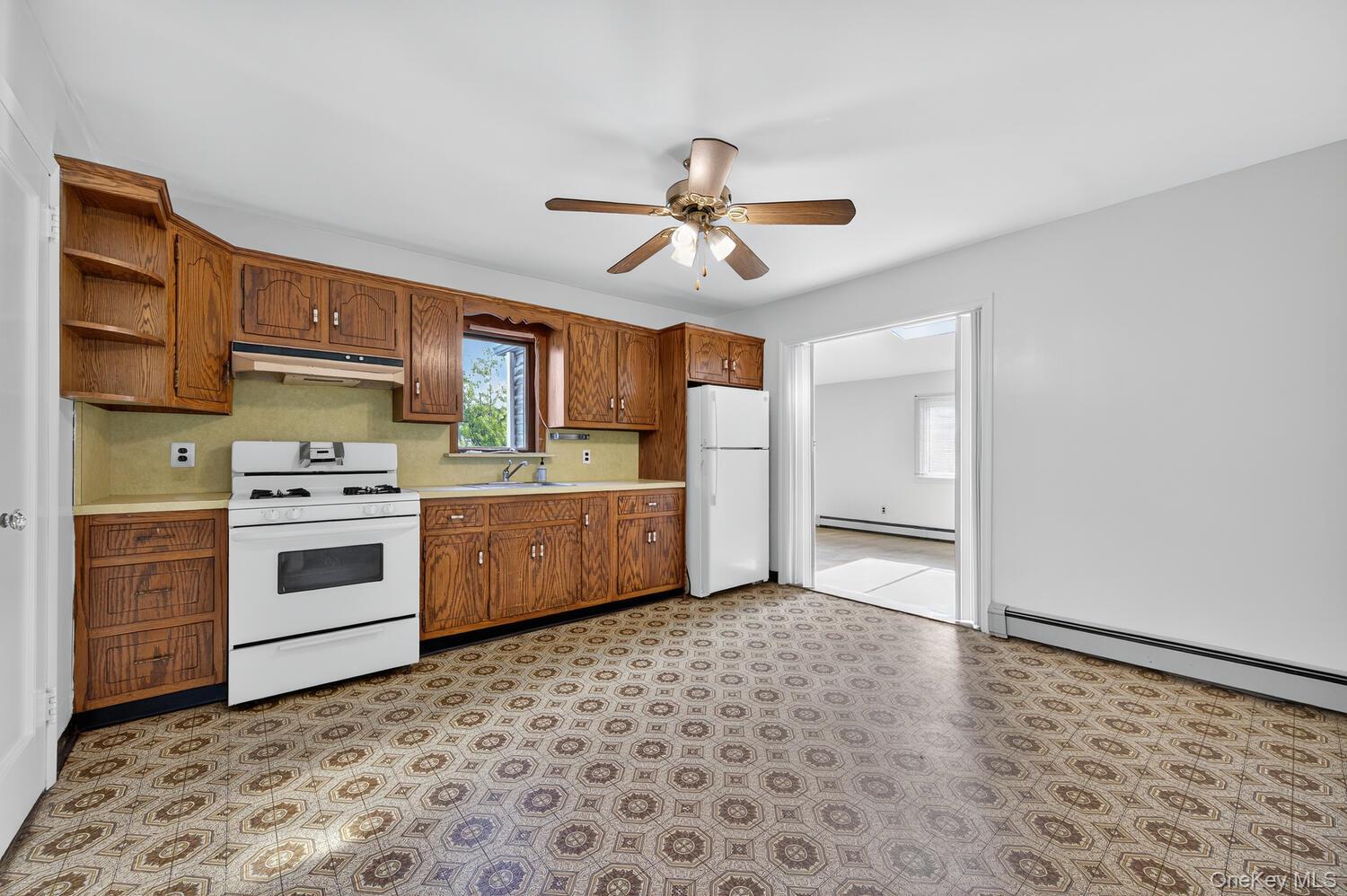 17 Park Avenue # 2nd Floor, Oyster Bay, NY 11771