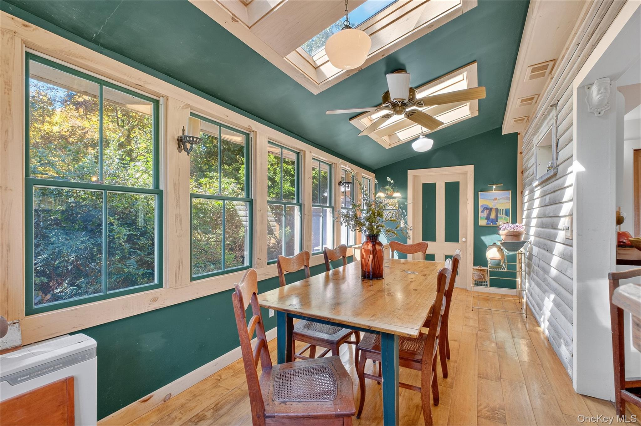 55 Lennox Avenue, Hurley, NY 12433