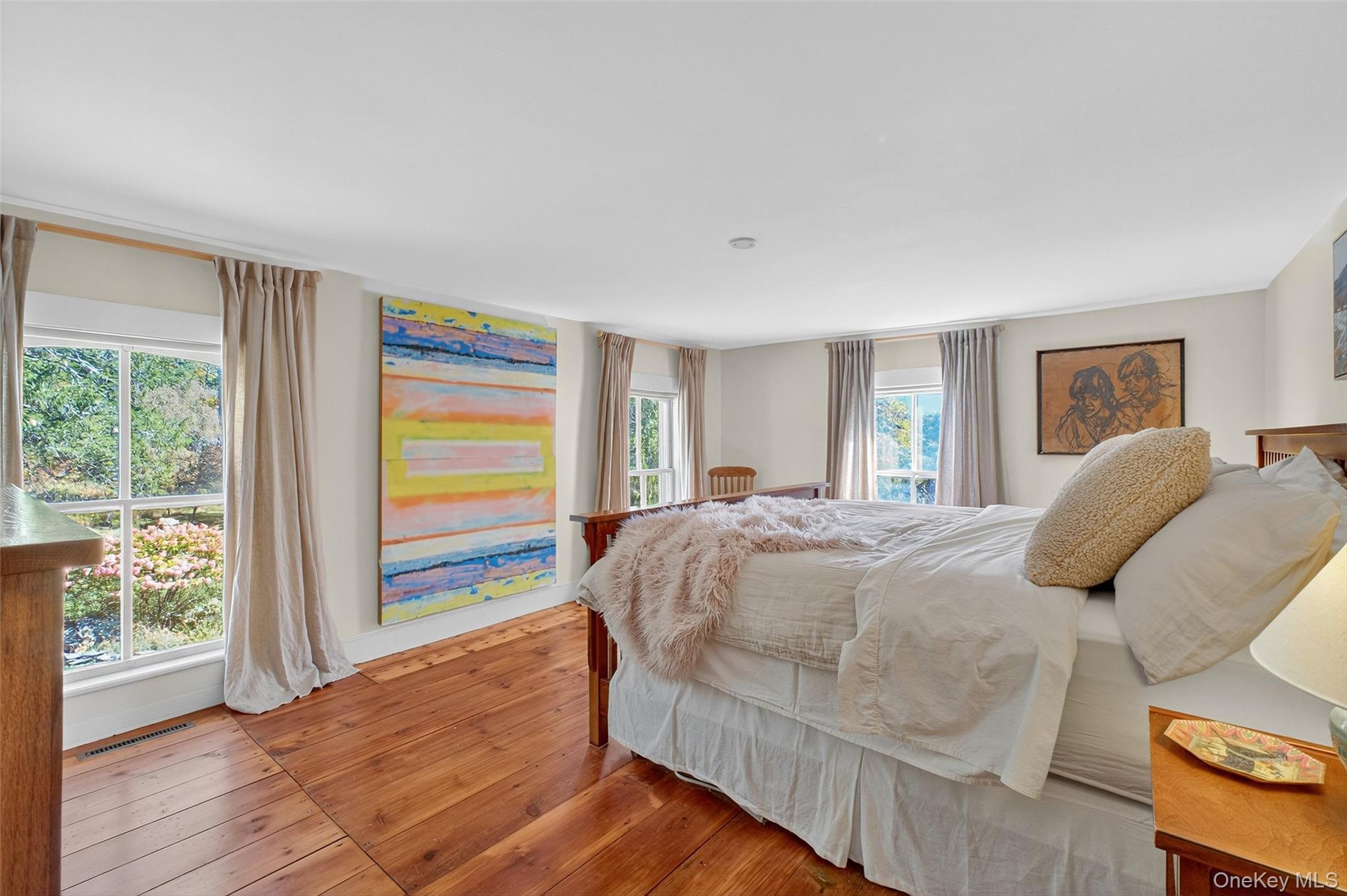 55 Lennox Avenue, Hurley, NY 12433