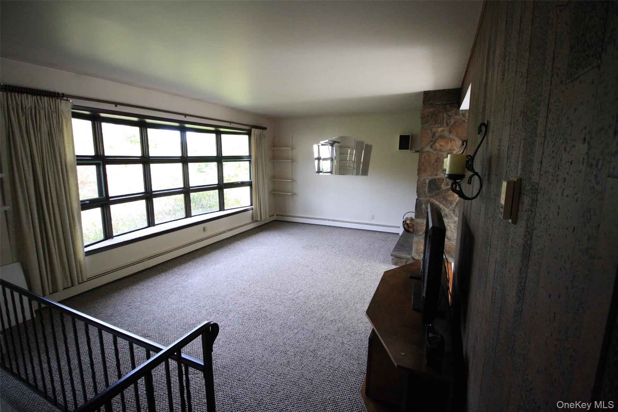 395 Mooney Hill Road, Patterson, NY 12563