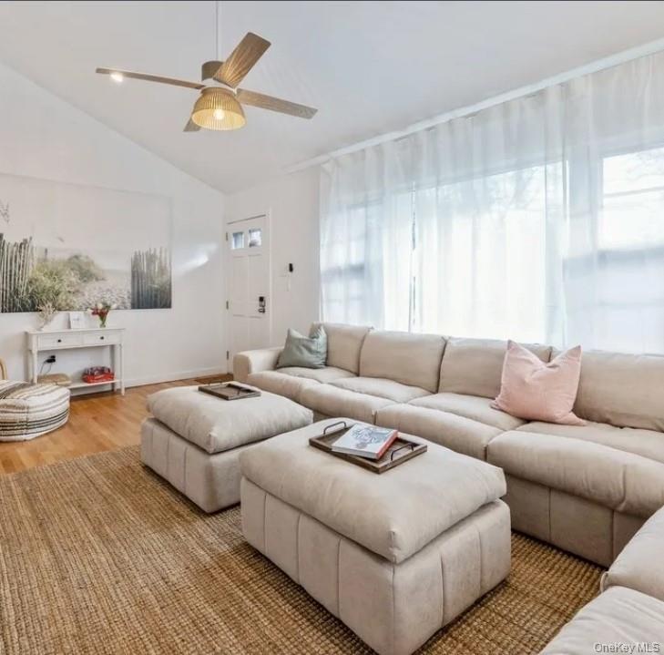 1 DOGWOOD, Sag Harbor, NY 11963