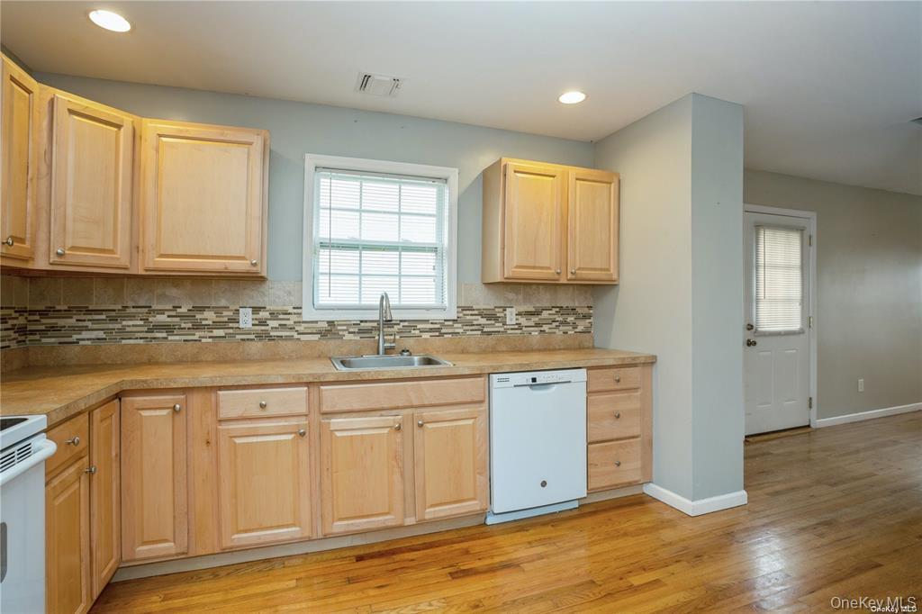 11 The Green, Shirley, NY 11967