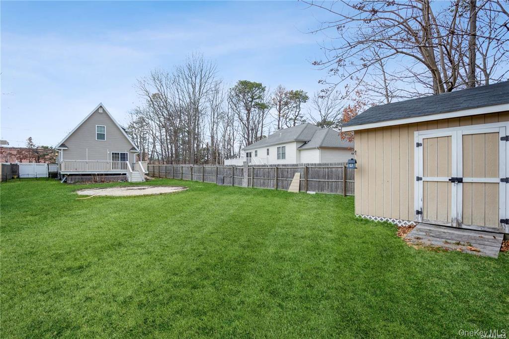 11 The Green, Shirley, NY 11967