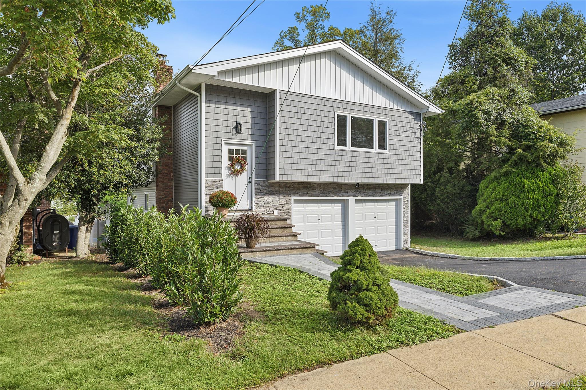 21A Neulist Avenue, Port Washington, NY 11050