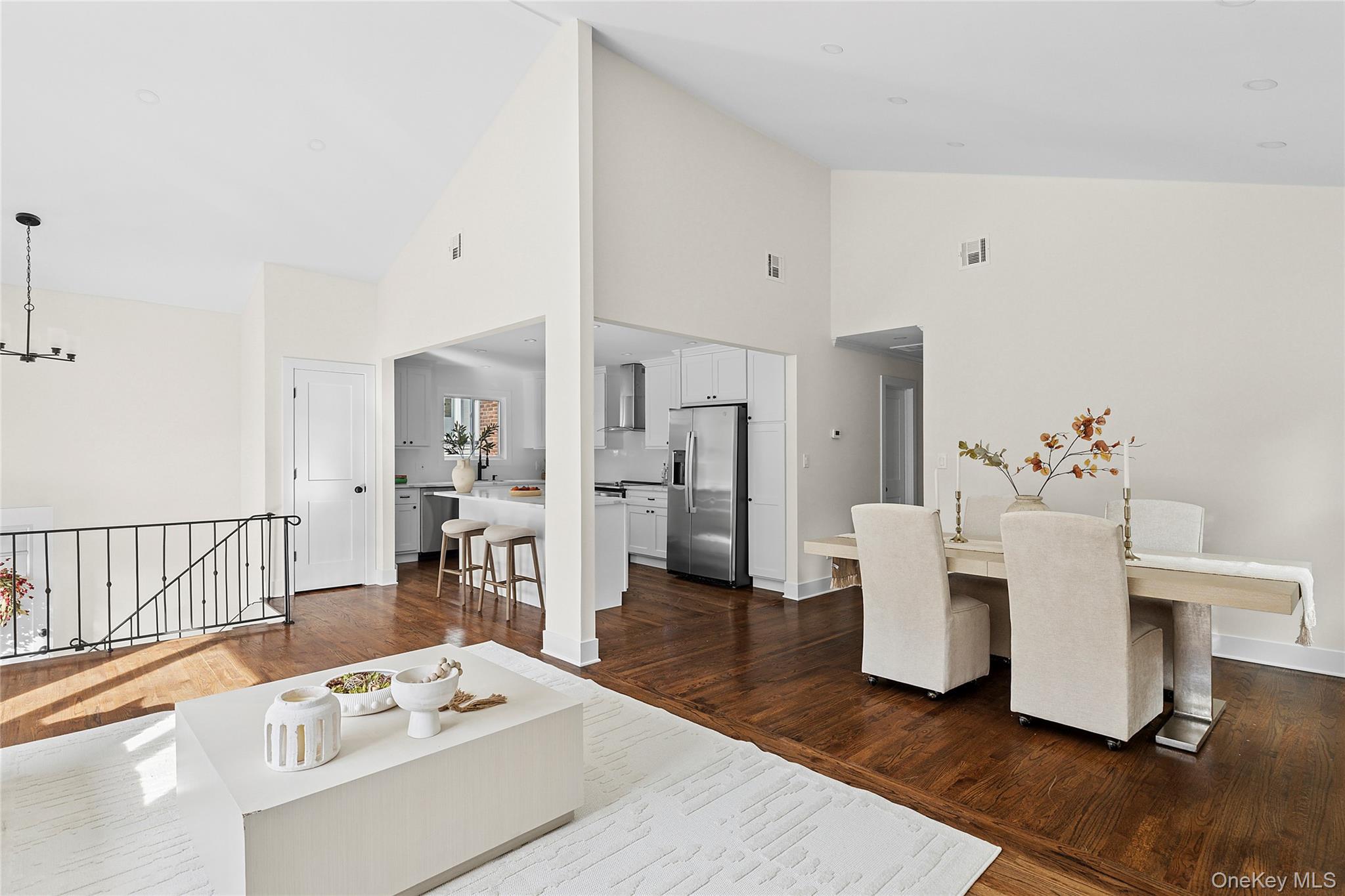 21A Neulist Avenue, Port Washington, NY 11050