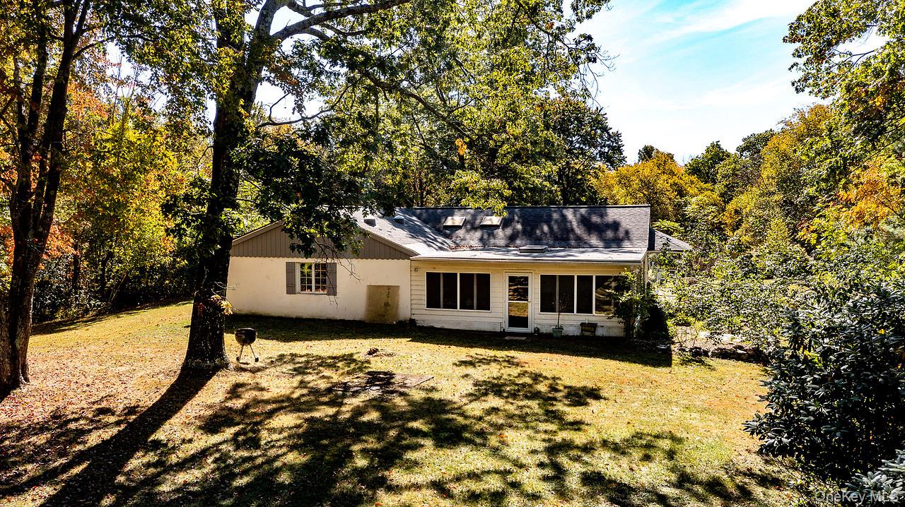 53 Tyrrel Road, Pleasant Valley, NY 12569