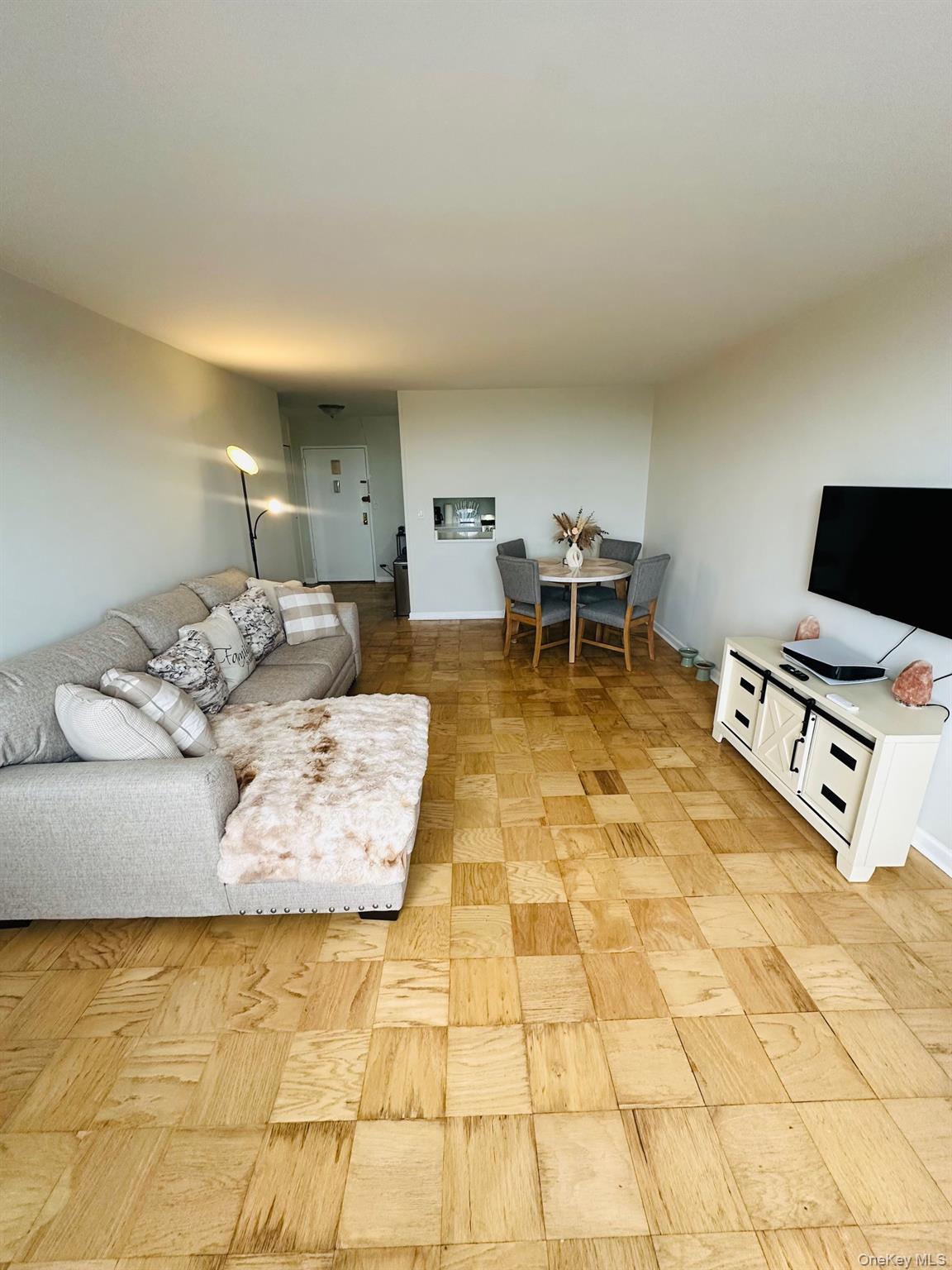 3121 Middletown Road # 6H, Bronx, NY 10461