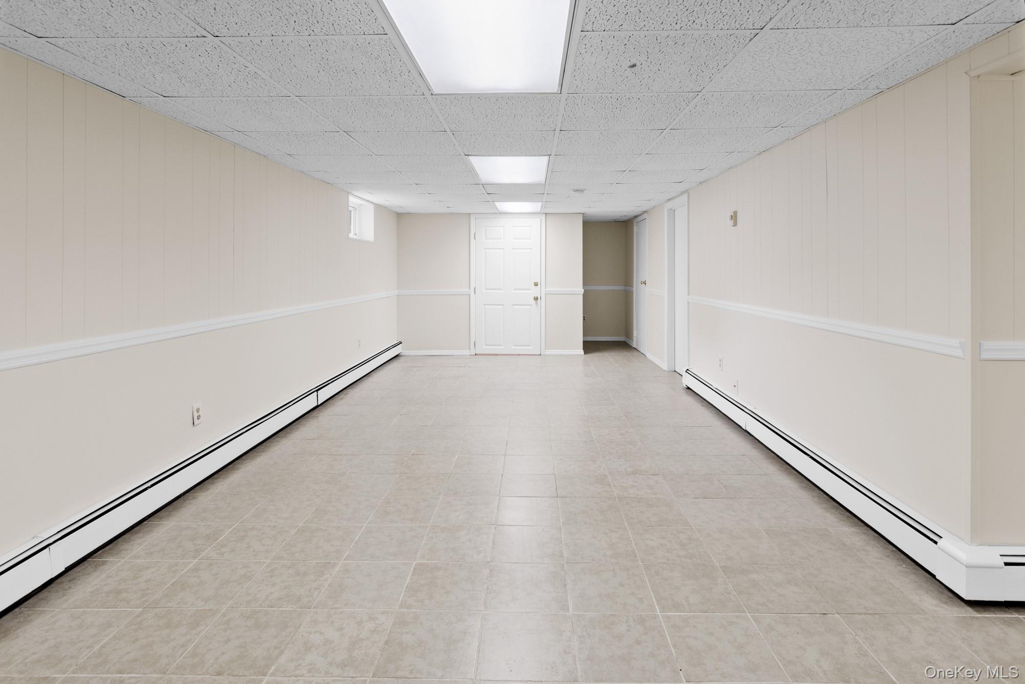 39 Wellington Avenue, Deer Park, NY 11729