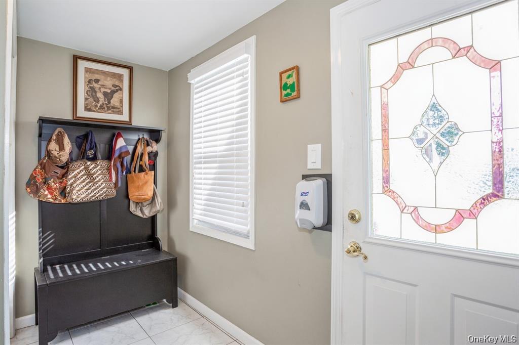 29 Robert Street, Patchogue, NY 11772