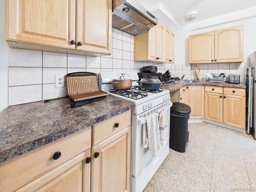 512 5th Street, Mamaroneck, NY 10543