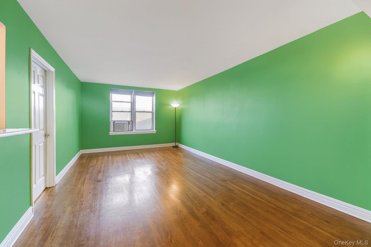 4320 Van Cortlandt Park E # 3S, Bronx, NY 10470