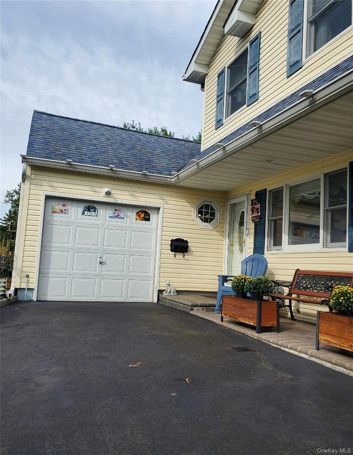 176 Avondale Drive, Centereach, NY 11720