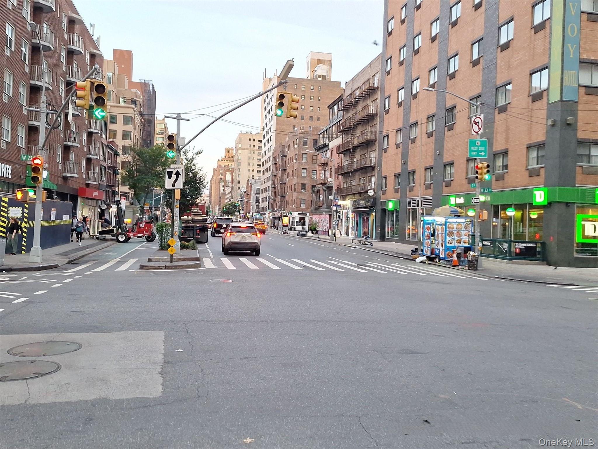 170 W 23rd Street # 6J, New York (Manhattan), NY 10011