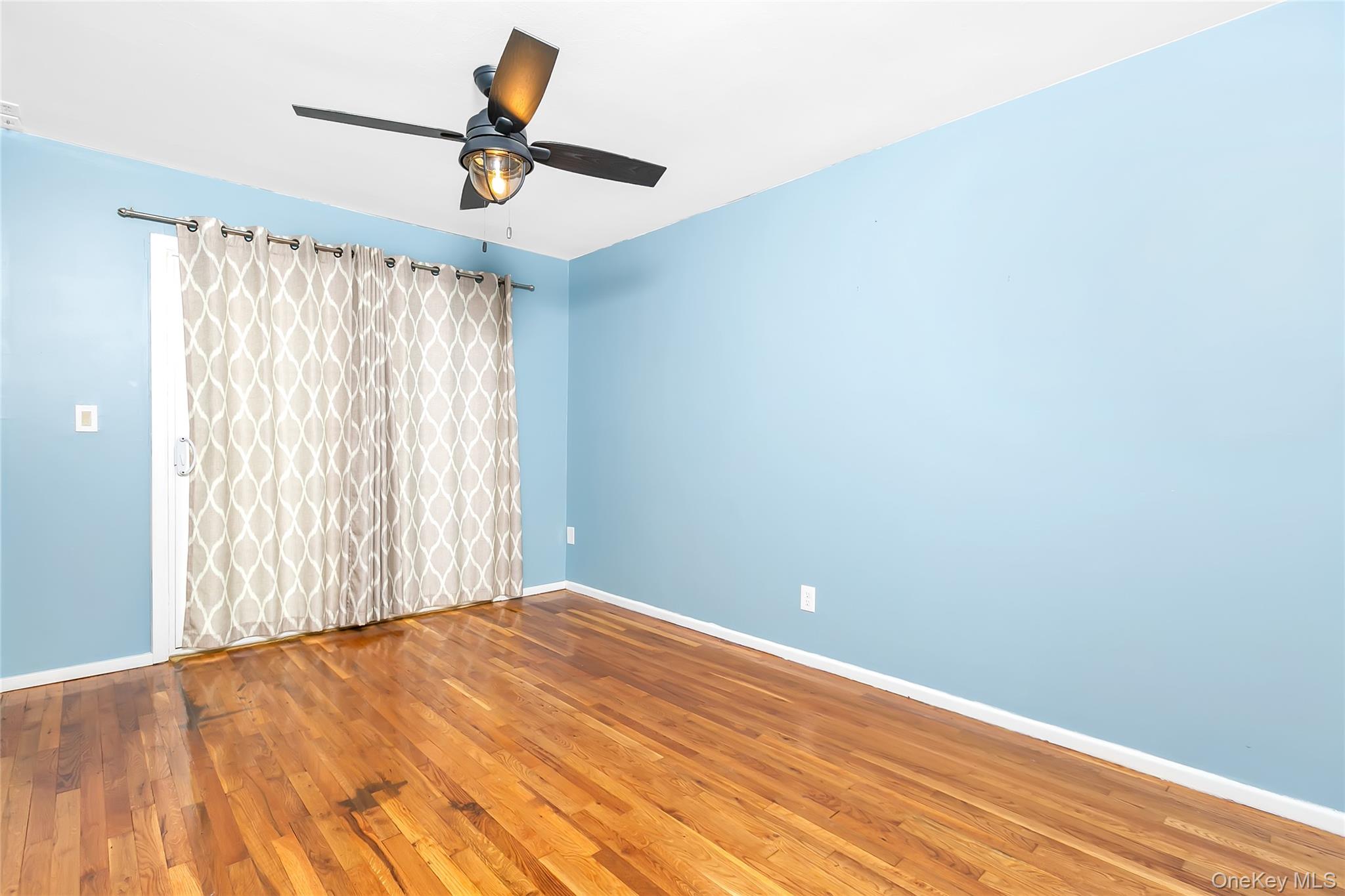 584 Yale Street, Oceanside, NY 11572