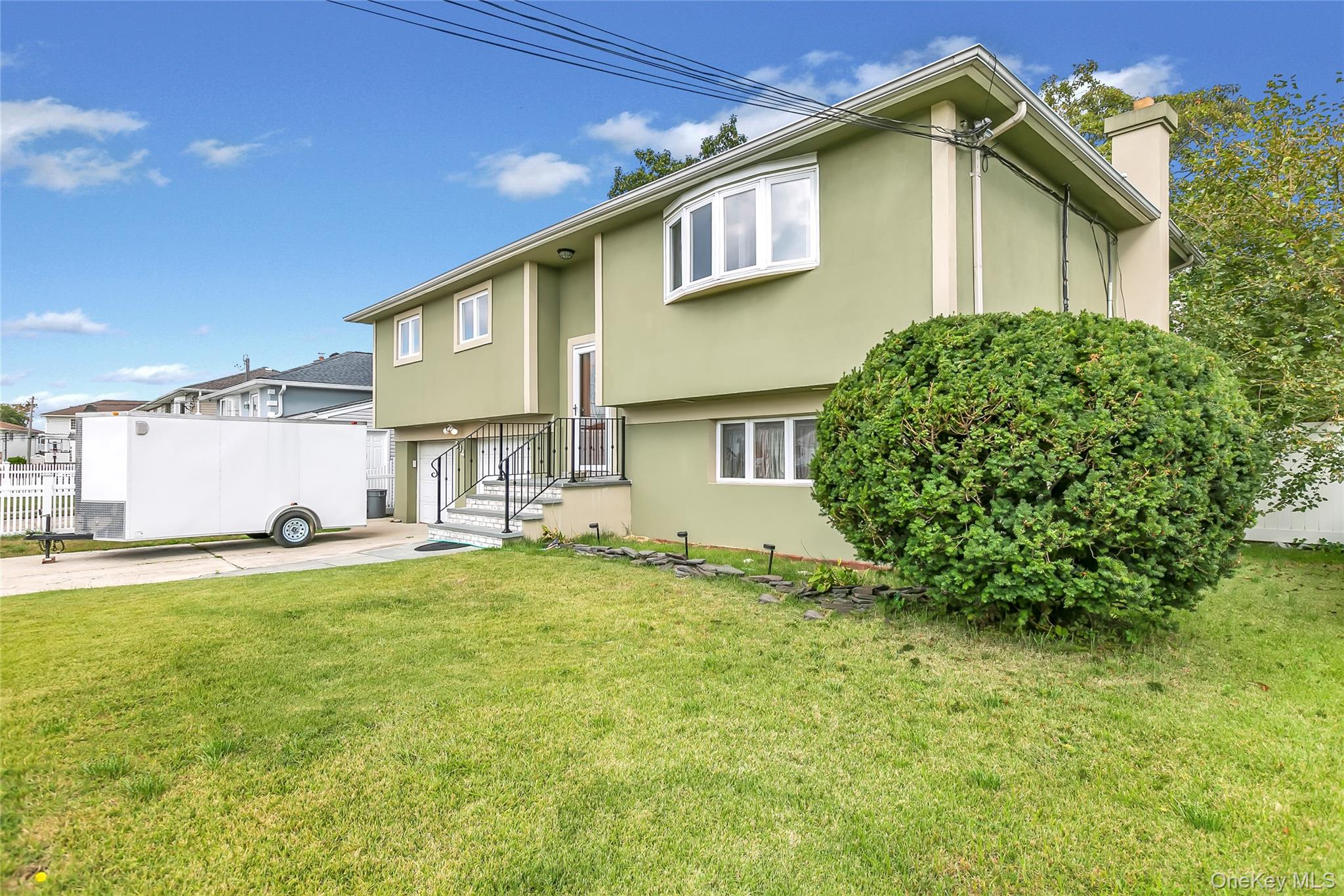 584 Yale Street, Oceanside, NY 11572