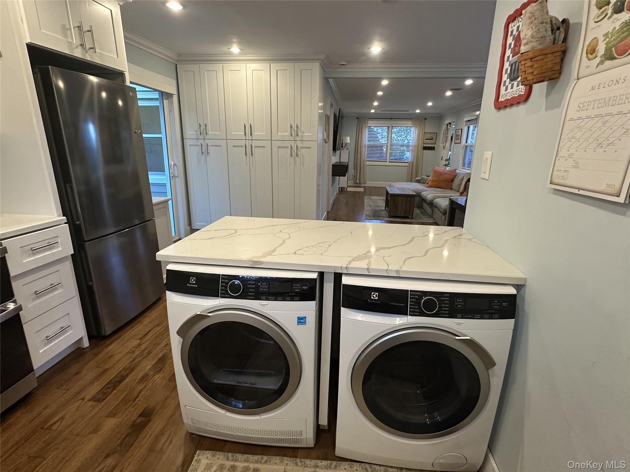 23 West Drive, Port Washington, NY 11050