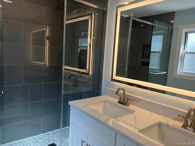 23 West Drive, Port Washington, NY 11050