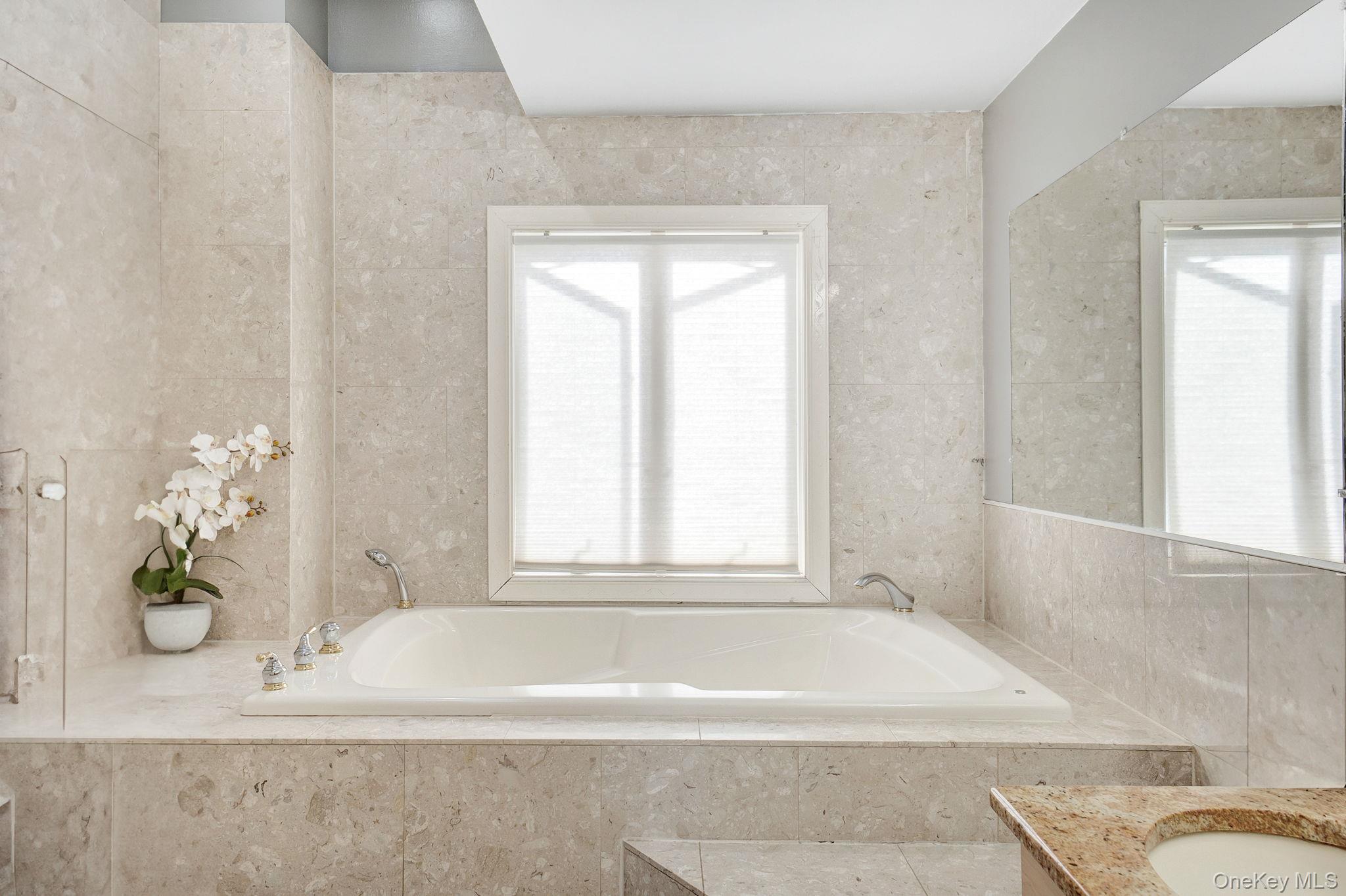 9 Pine Lane, Valley Stream, NY 11581