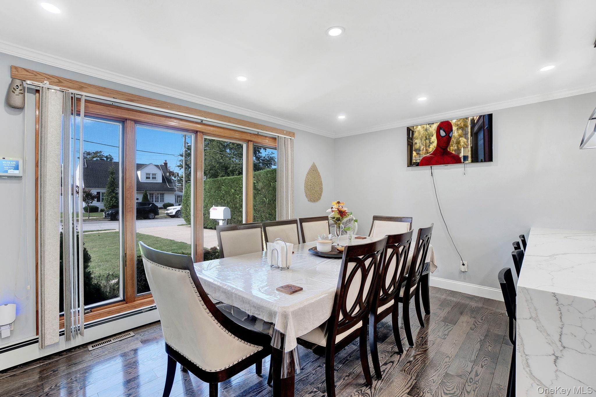 9 Pine Lane, Valley Stream, NY 11581