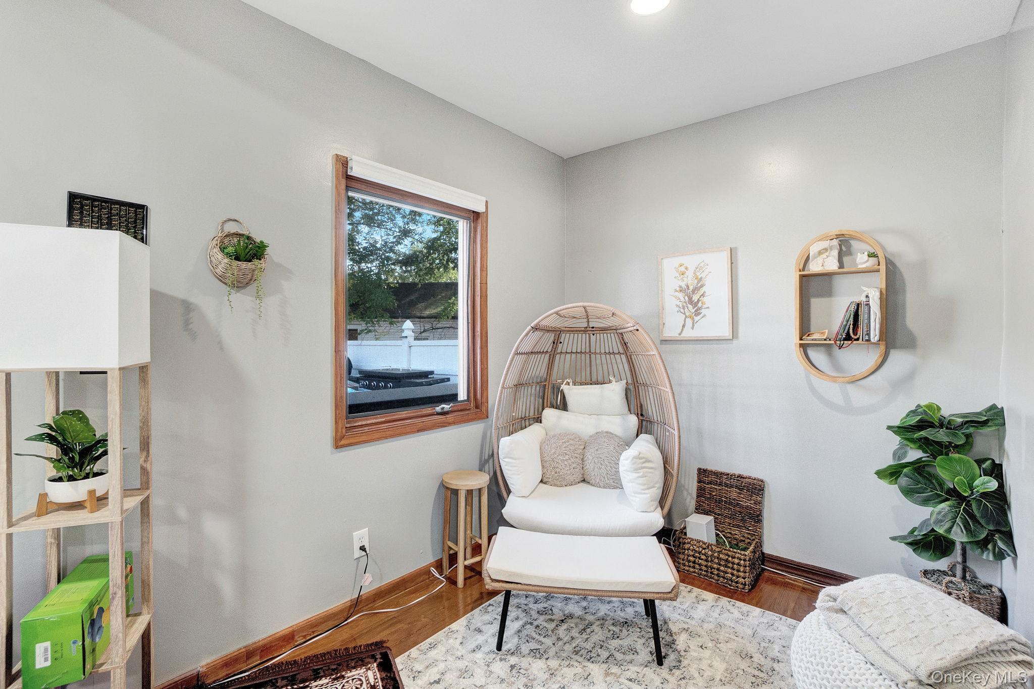 9 Pine Lane, Valley Stream, NY 11581