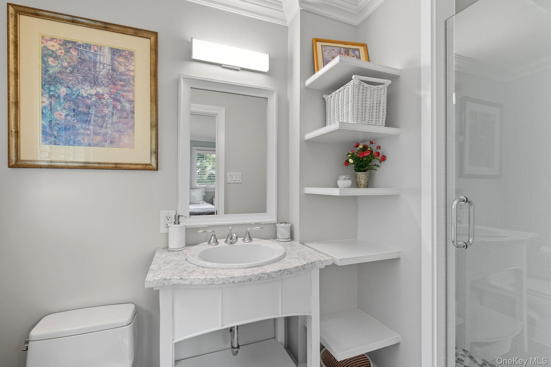 10 Hollise Court, Centerport, NY 11721