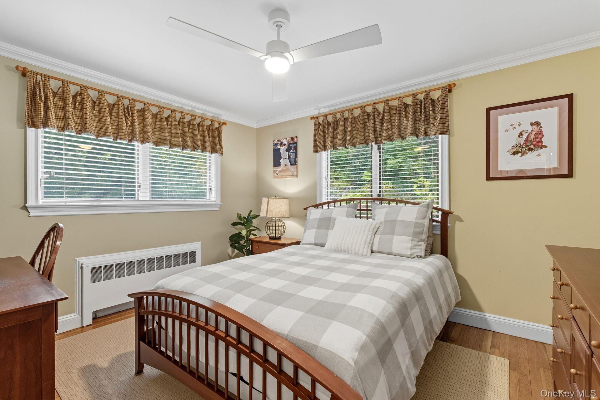 10 Hollise Court, Centerport, NY 11721