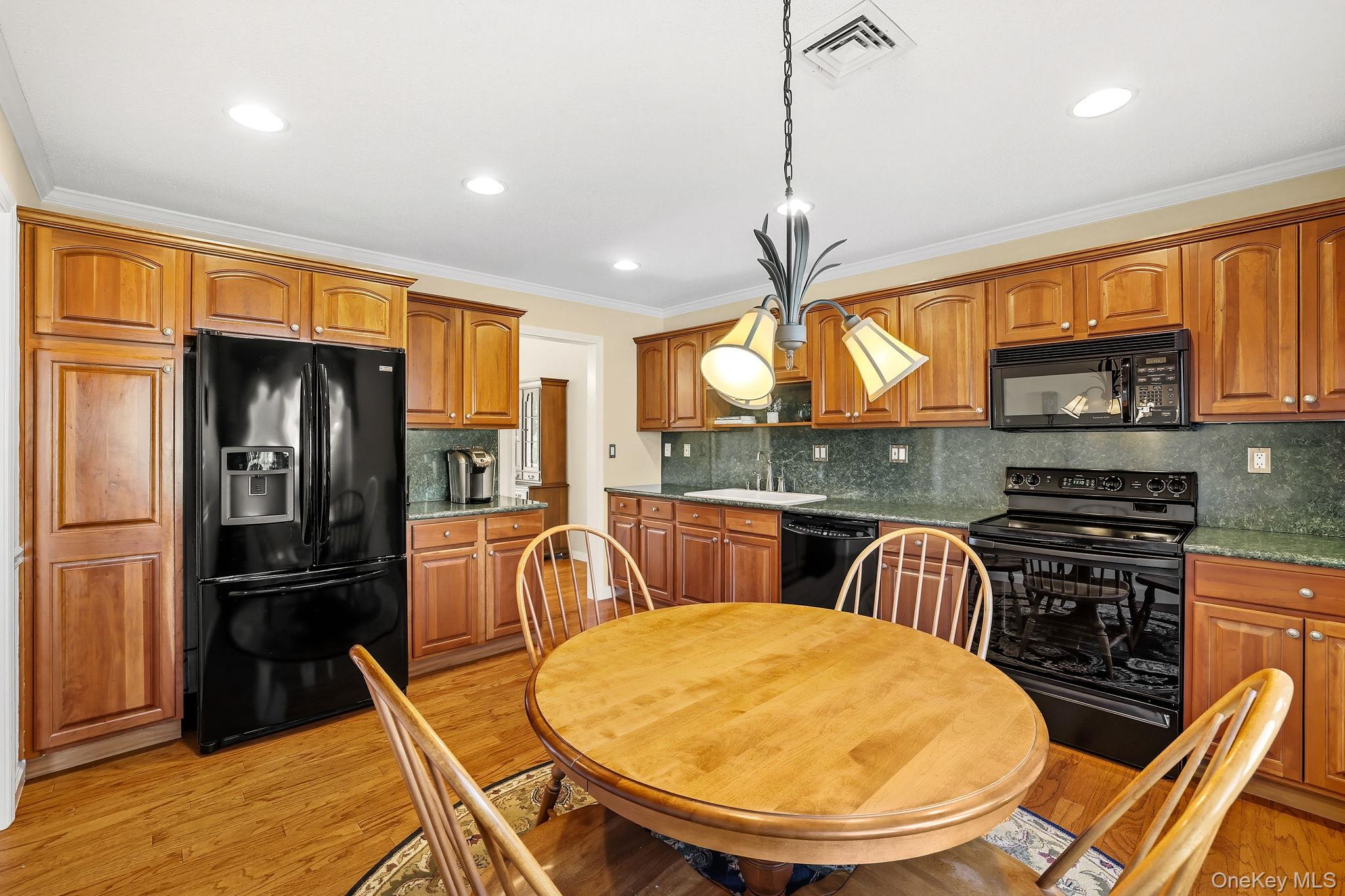 774 Heritage Hills # B, Somers, NY 10589