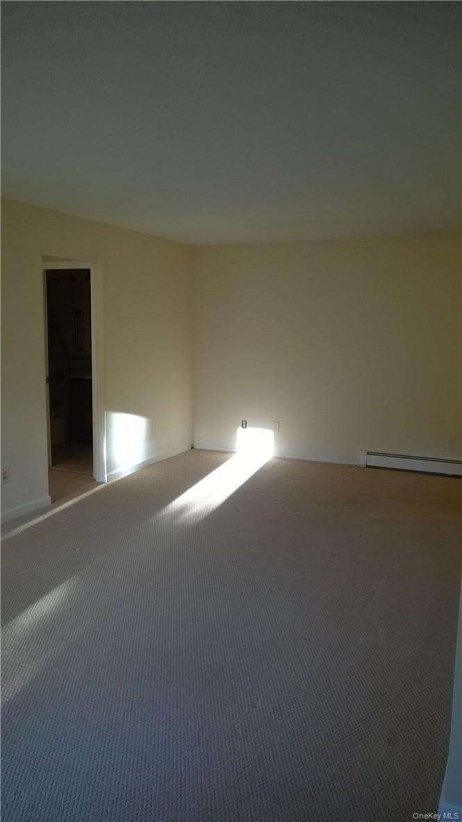 2 Granada Crescent # 8, White Plains, NY 10603