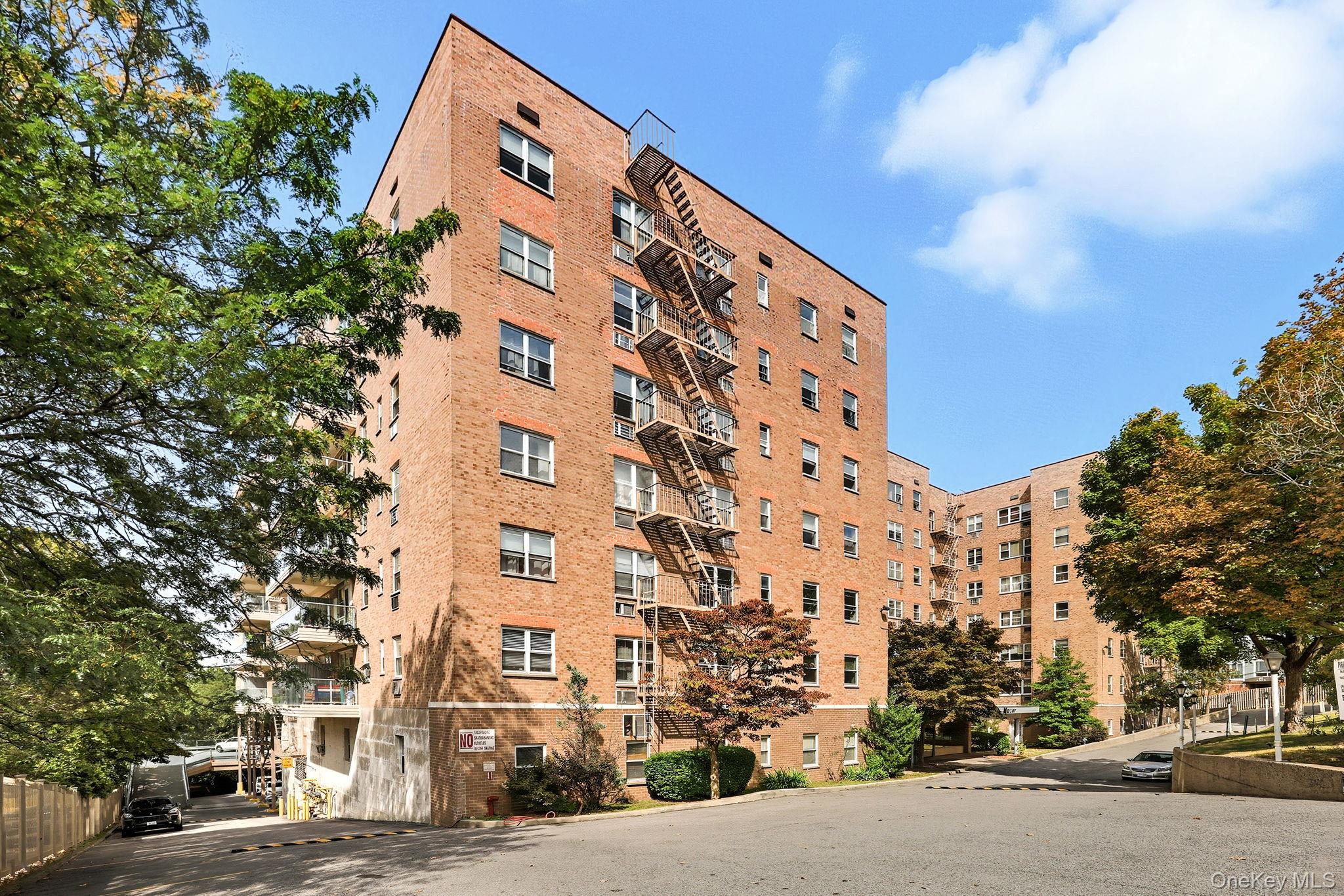 377 N Broadway # 602, Yonkers, NY 10701