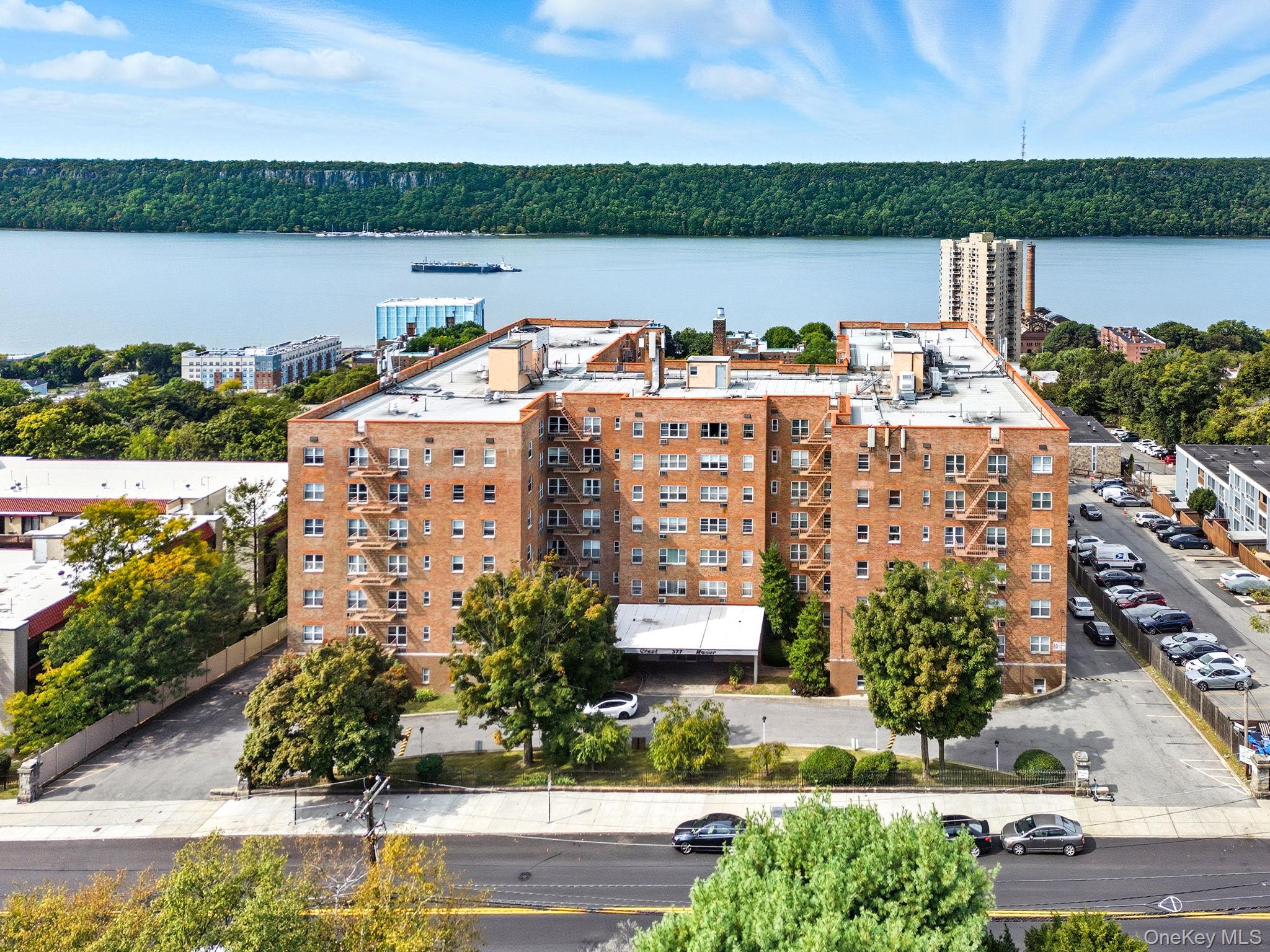 377 N Broadway # 602, Yonkers, NY 10701