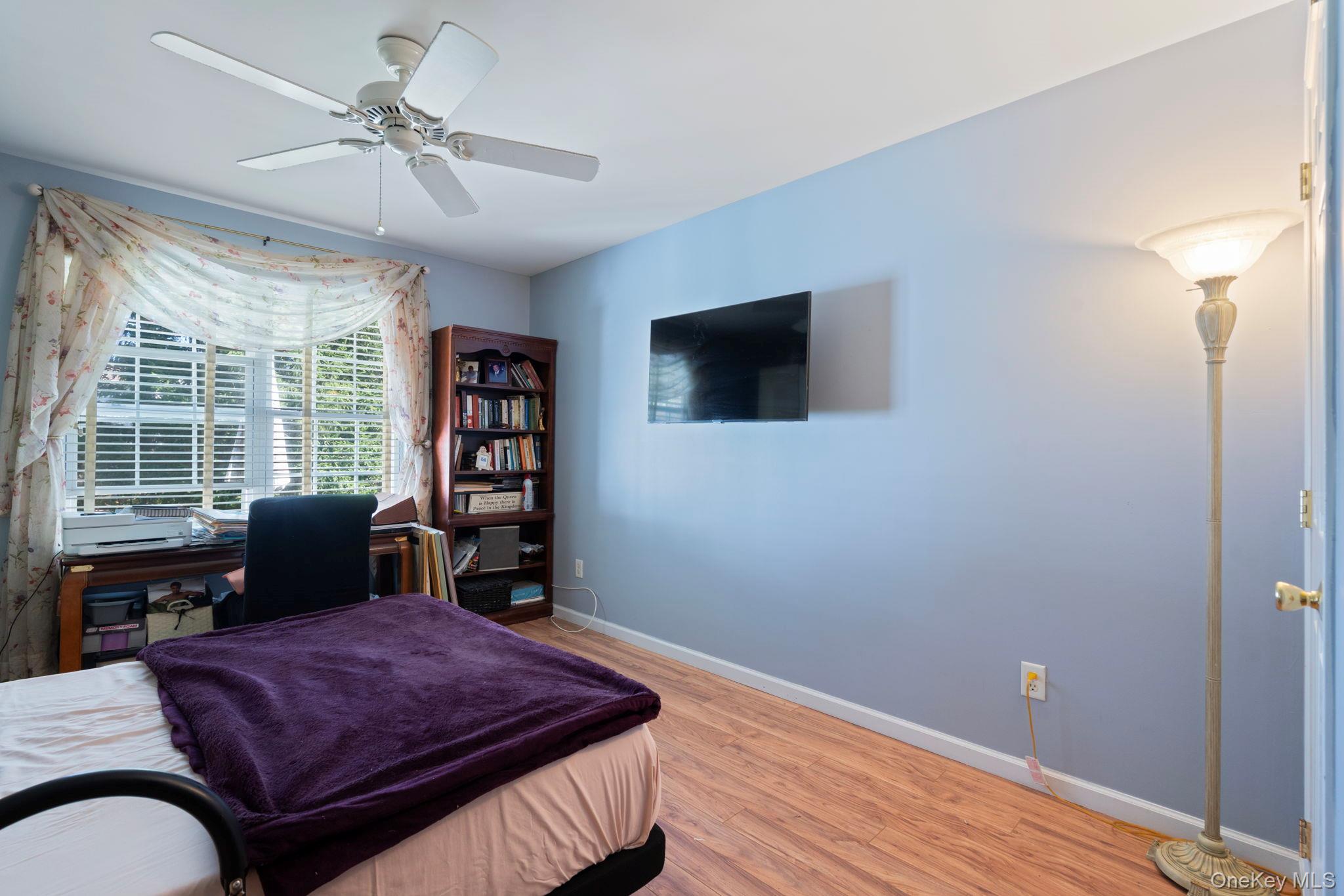 10 Gettysburg Drive, Port Jefferson Station, NY 11776