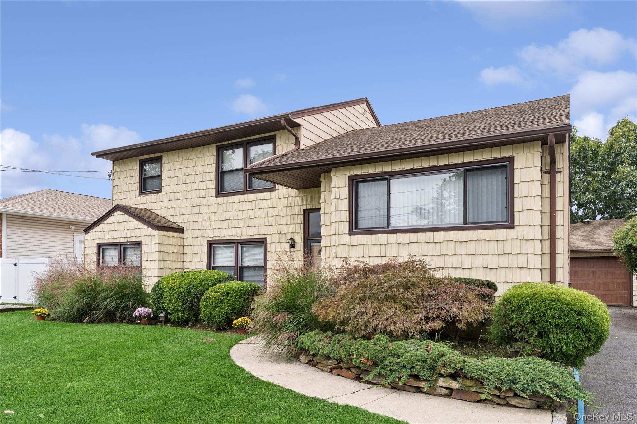 3612 Ladonia Street, Seaford, NY 11783