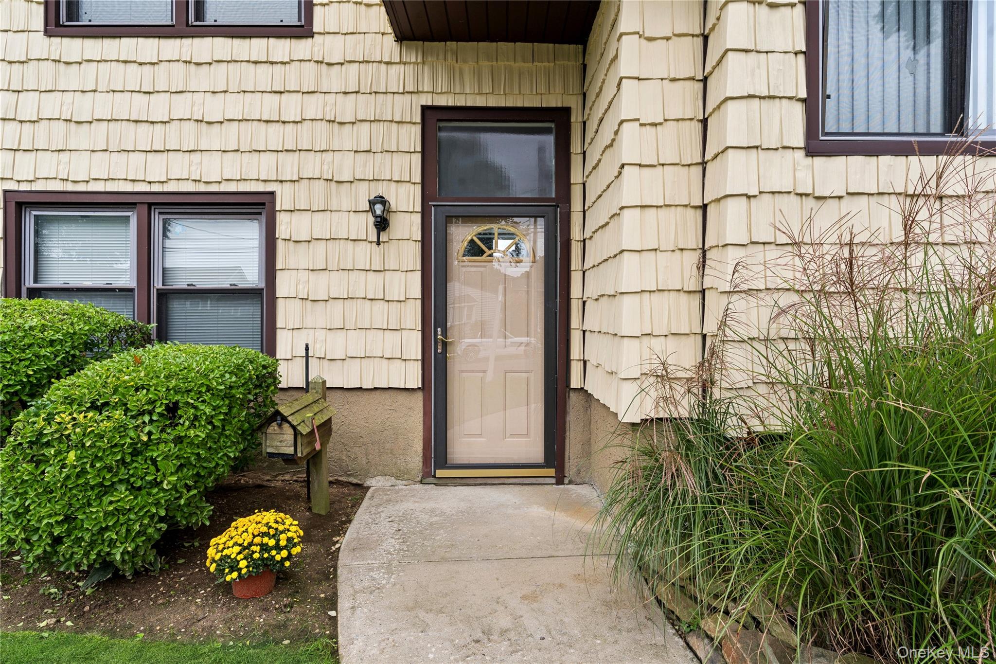 3612 Ladonia Street, Seaford, NY 11783