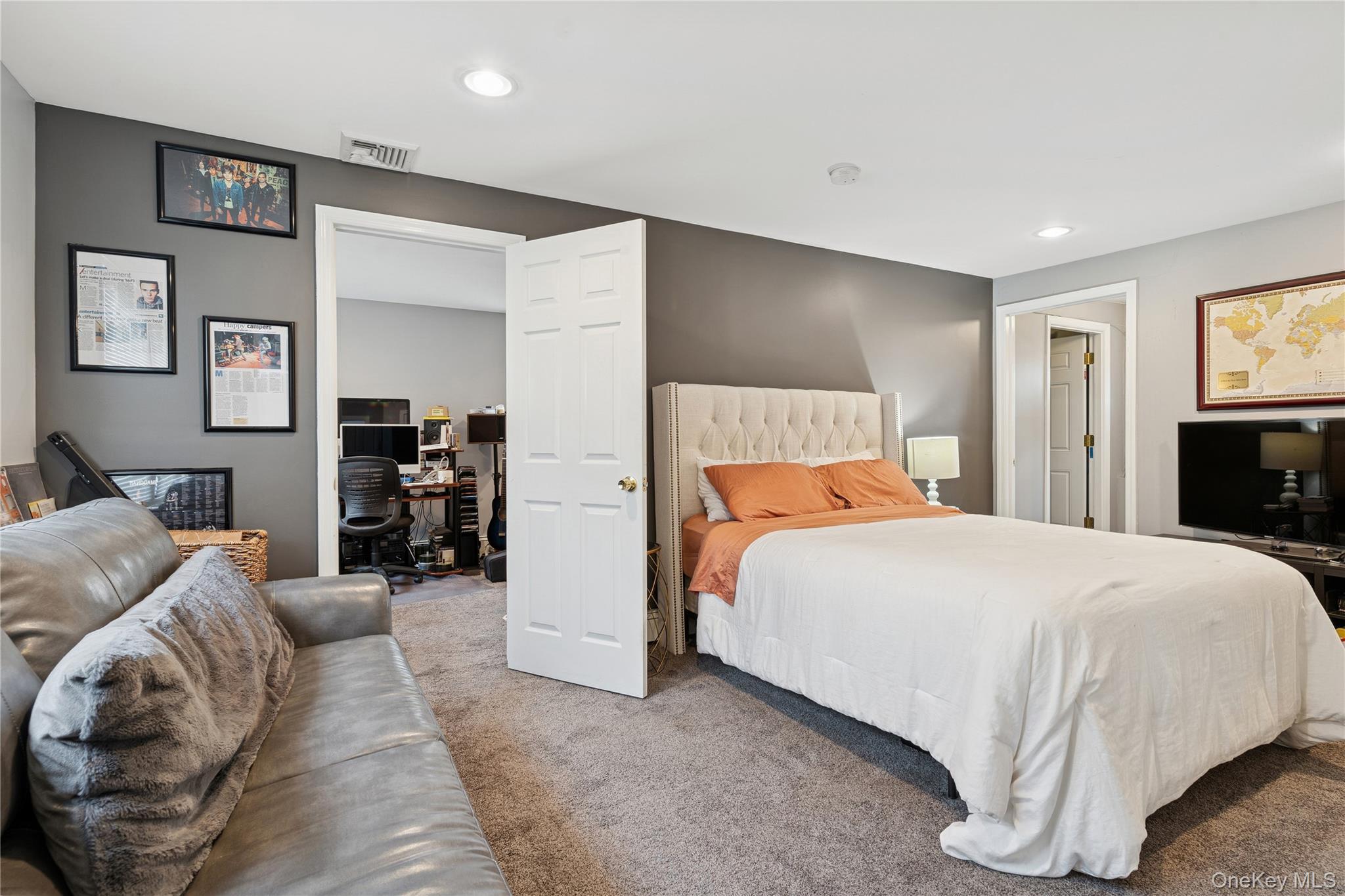 3612 Ladonia Street, Seaford, NY 11783