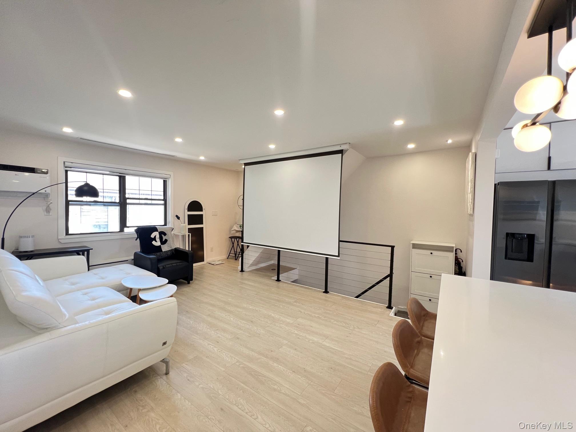 13707 68th Drive # B, Flushing, NY 11367