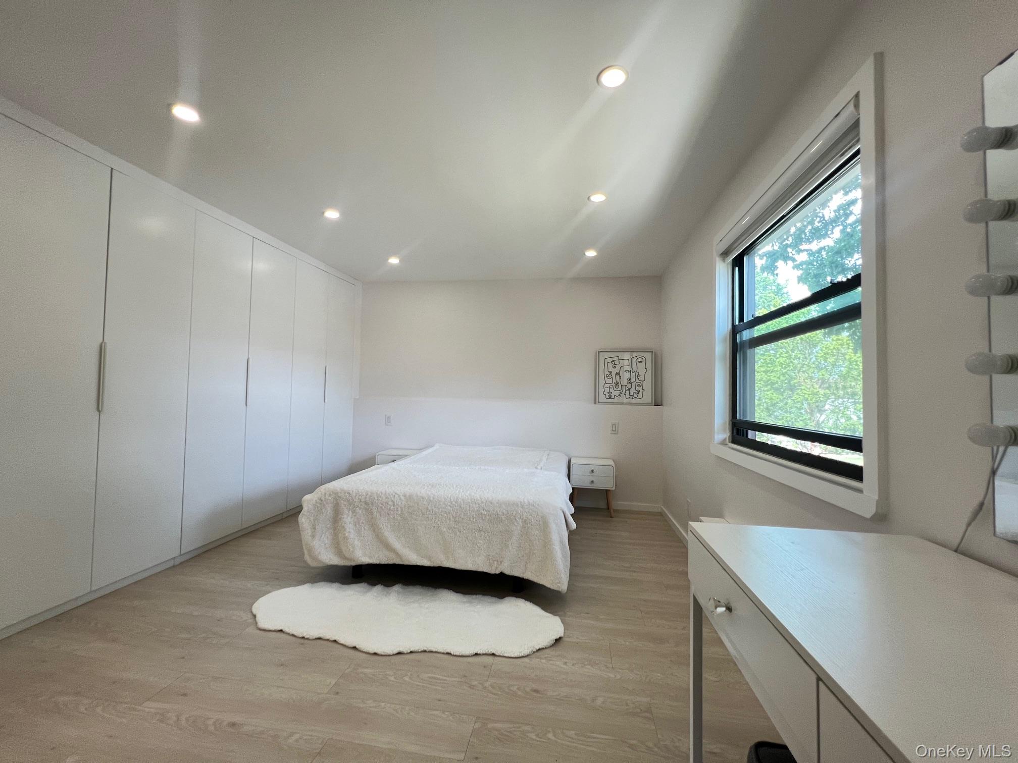 13707 68th Drive # B, Flushing, NY 11367