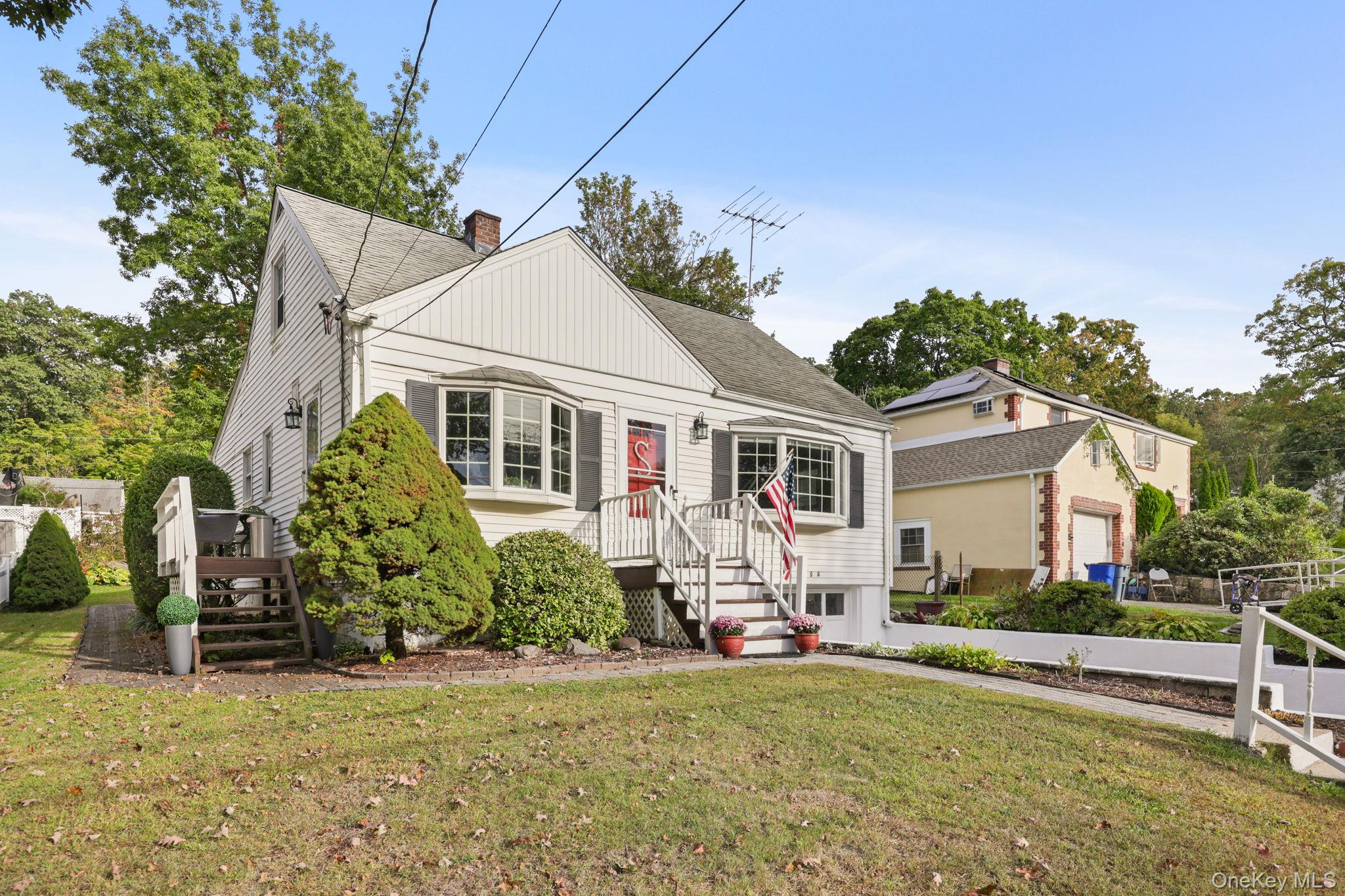 404 Manhattan Avenue, Hawthorne, NY 10532