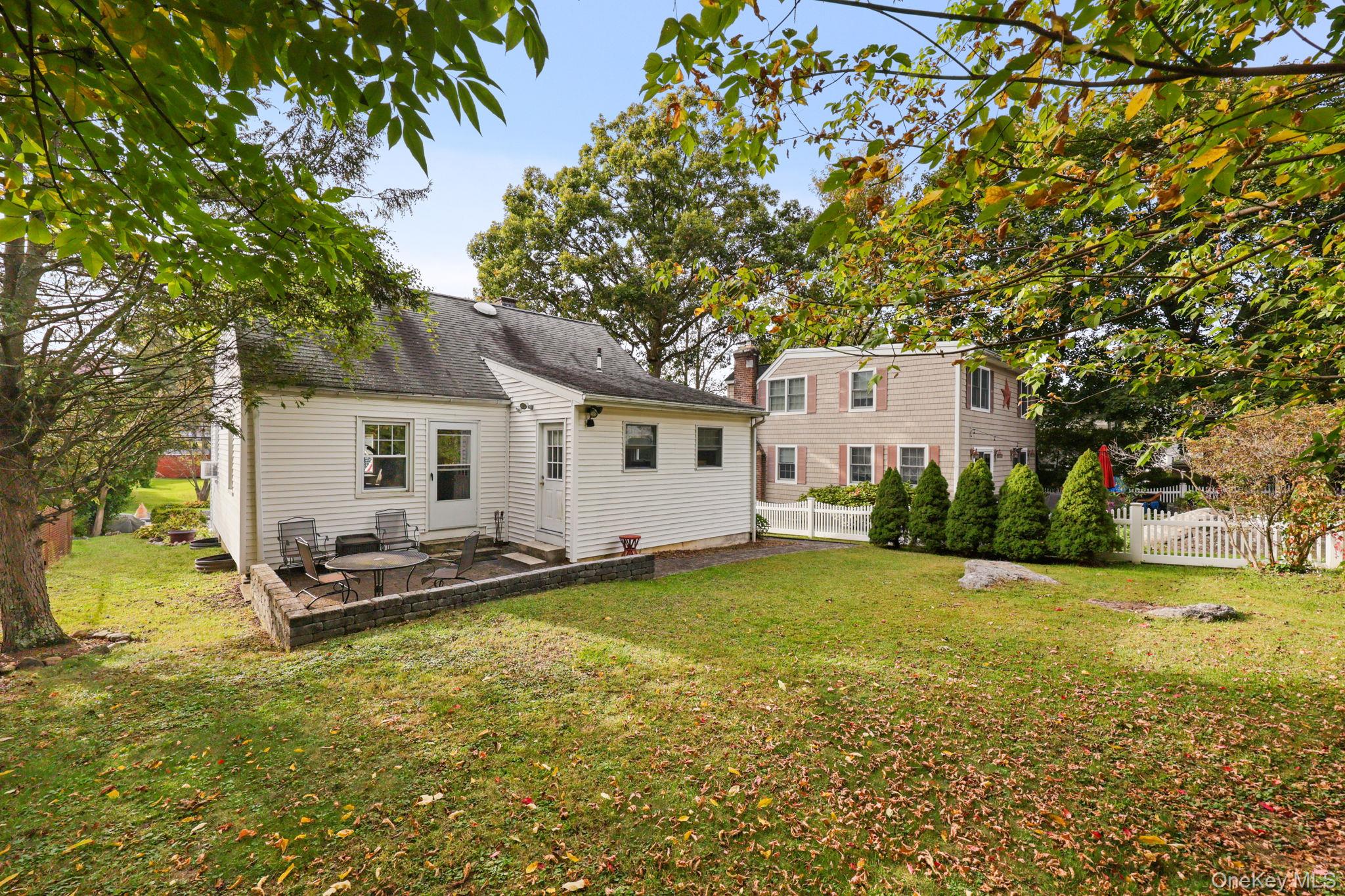 404 Manhattan Avenue, Hawthorne, NY 10532