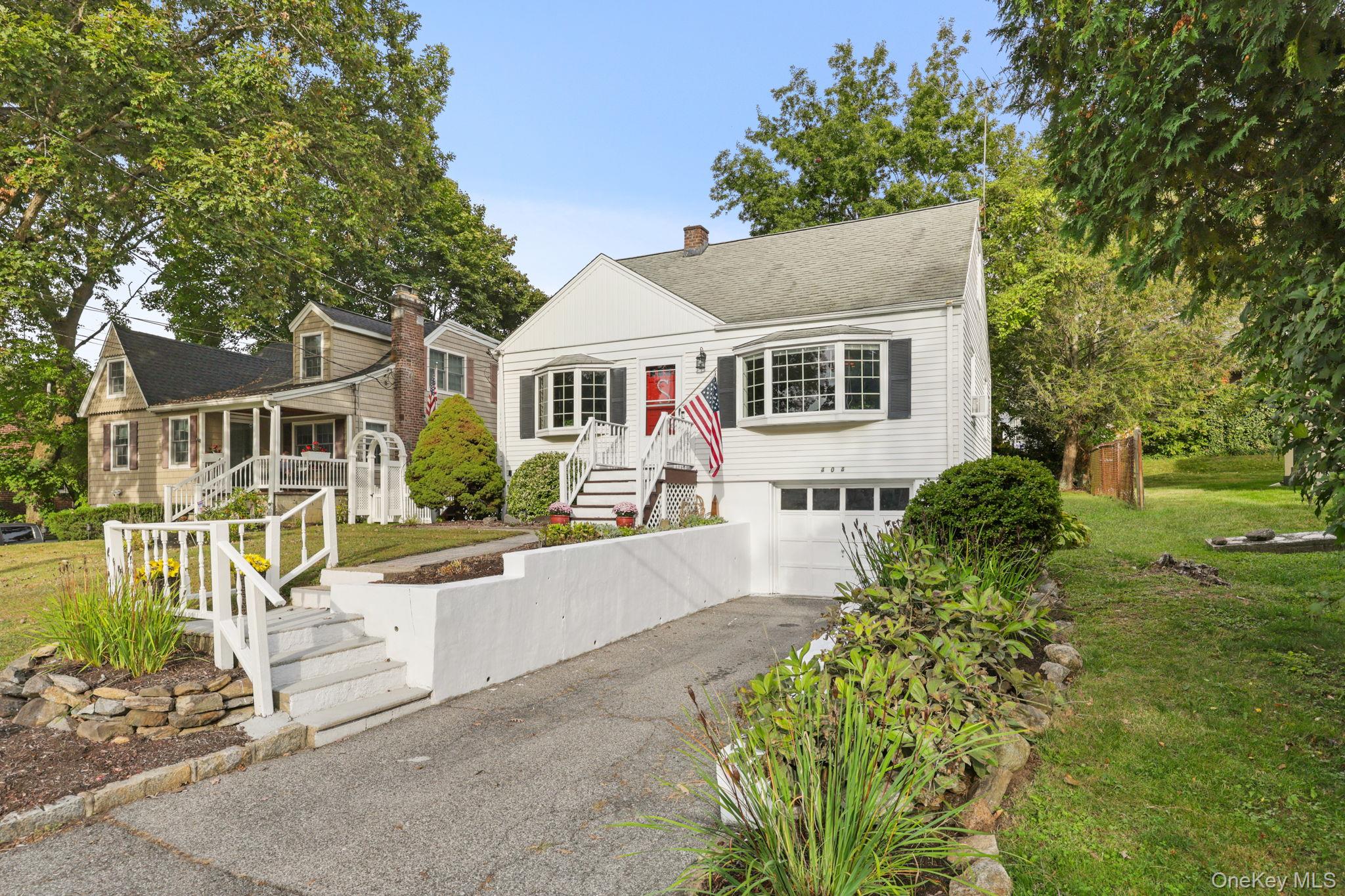 404 Manhattan Avenue, Hawthorne, NY 10532