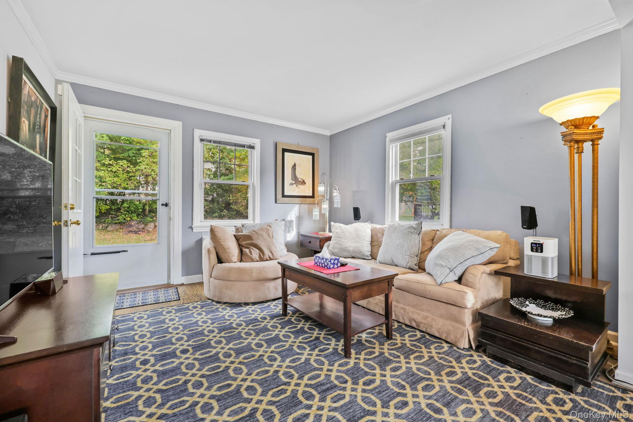 404 Manhattan Avenue, Hawthorne, NY 10532