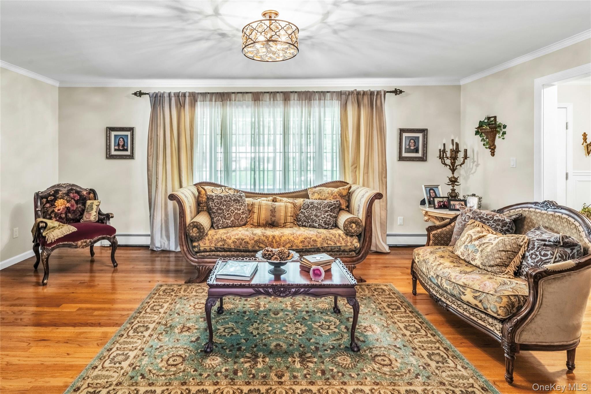 68 Churchill Lane, Smithtown, NY 11787