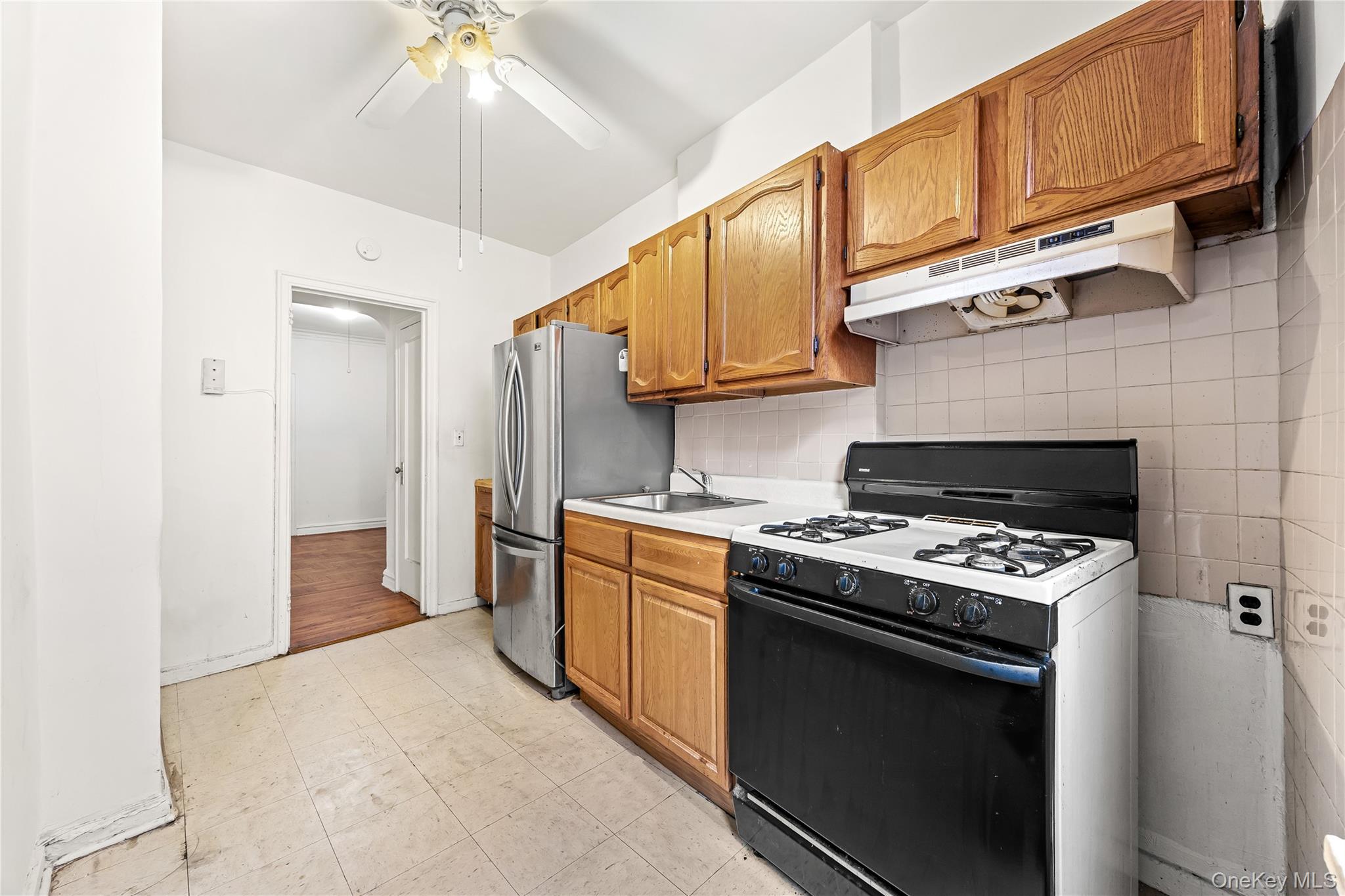 601 Pelham Parkway North # 305, Bronx, NY 10467
